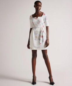 Giftwear.shop0260bdf919 1