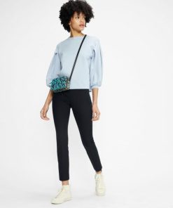 Giftwear.shop06965de6a2 1