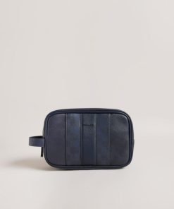 Giftwear.shop55a3328161 1