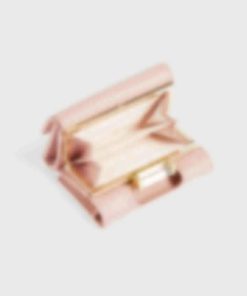 Giftwear.shop5c115e57ab 2