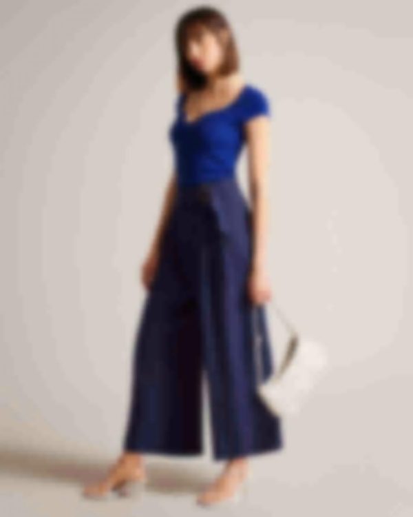 Giftwear.shopc779f28056 2