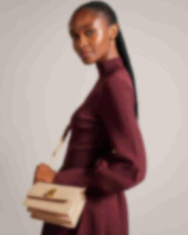 Giftwear.shopd556a3f2d0 2