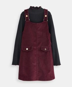 Giftwear.shopd692fde072 1