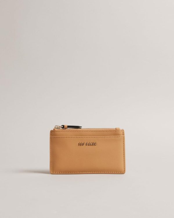 Giftwear.shopeb5a2502fe 1