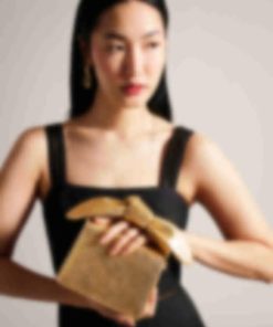 Giftwear.shopf3fd10d2db 2